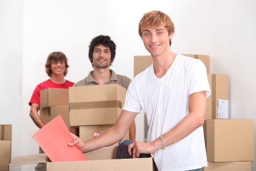 Efficient packing services by Kingston removal experts